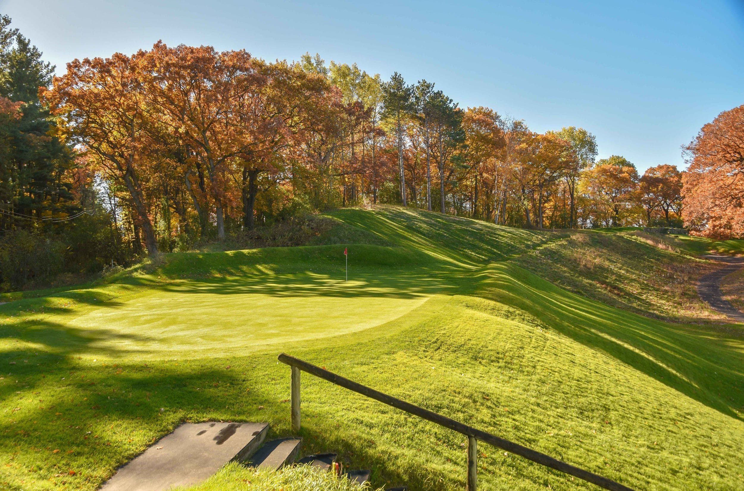 Twin Cities Golf Guide - Minneapolis-St. Paul Travel Guide